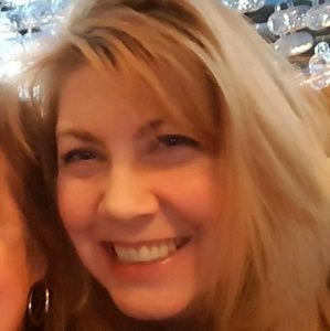 Meet your Posher, Peggy